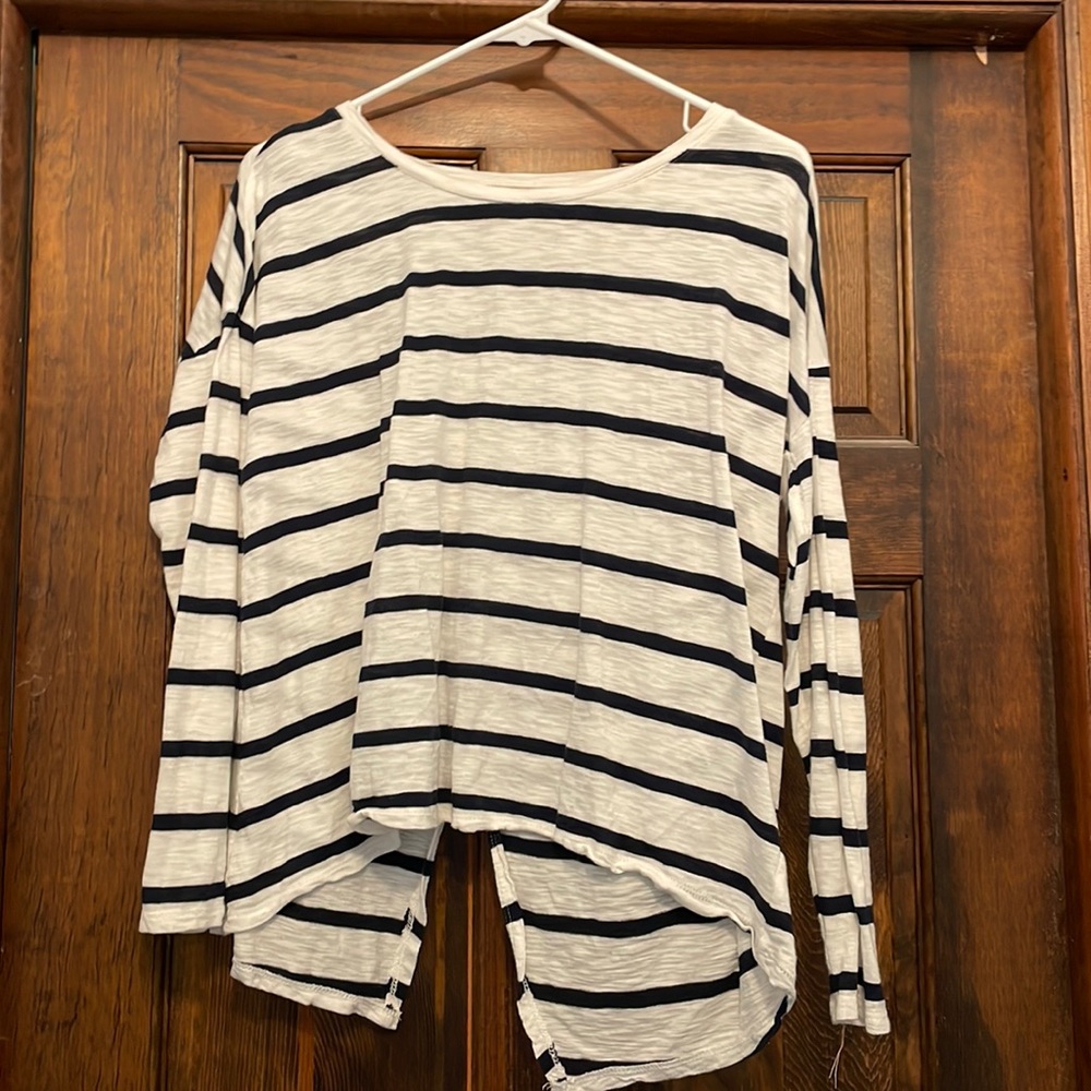 Splitback nautical top